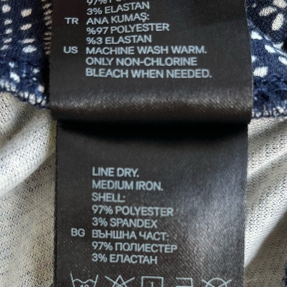 •H&M• Navy/White Patterned Pull-On Skirt - Size Large - Picture 7 of 8